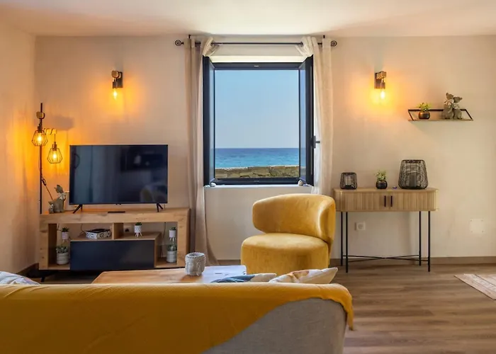 Marine De Villa Meria